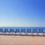 115 By The Sea Lejlighed *